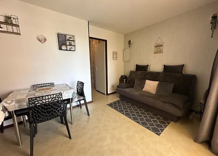T2 4 Pers, Piscine, Parking A - Fr-1-799-39 Apartment Le Barcares